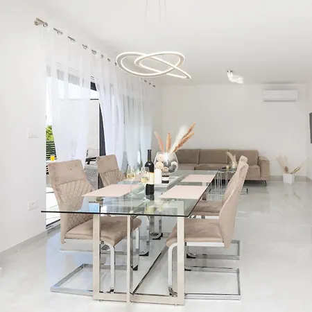 Beric Apartamento Vir